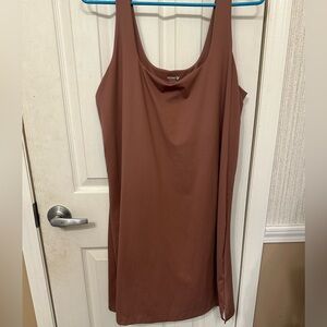 Old Navy Active Powersoft Dress in Brown